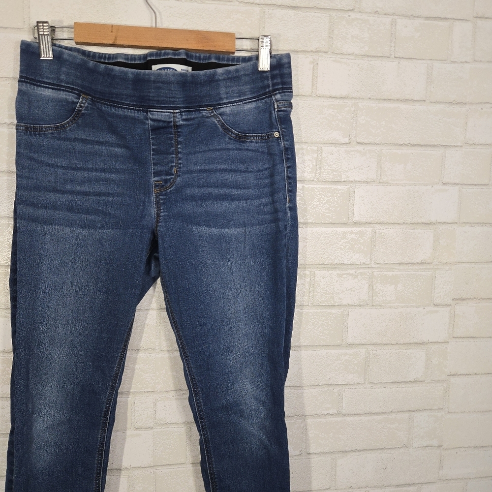 Old Navy Rockstar super skinny jeans - Picture 7 of 13